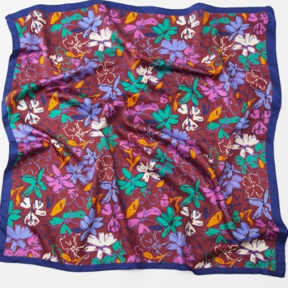 ZARA SATIN EFFECT SCARF 8585/238 NWOT 28”x28”